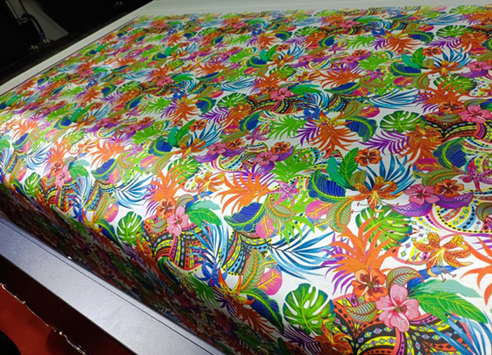 The biggest obstacle affecting the development of the digital printing industry